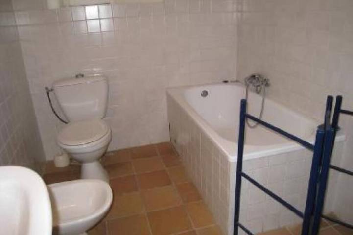 Location de vacances pour 7 personnes, avec terrasse et jardin à Taulignan - 4