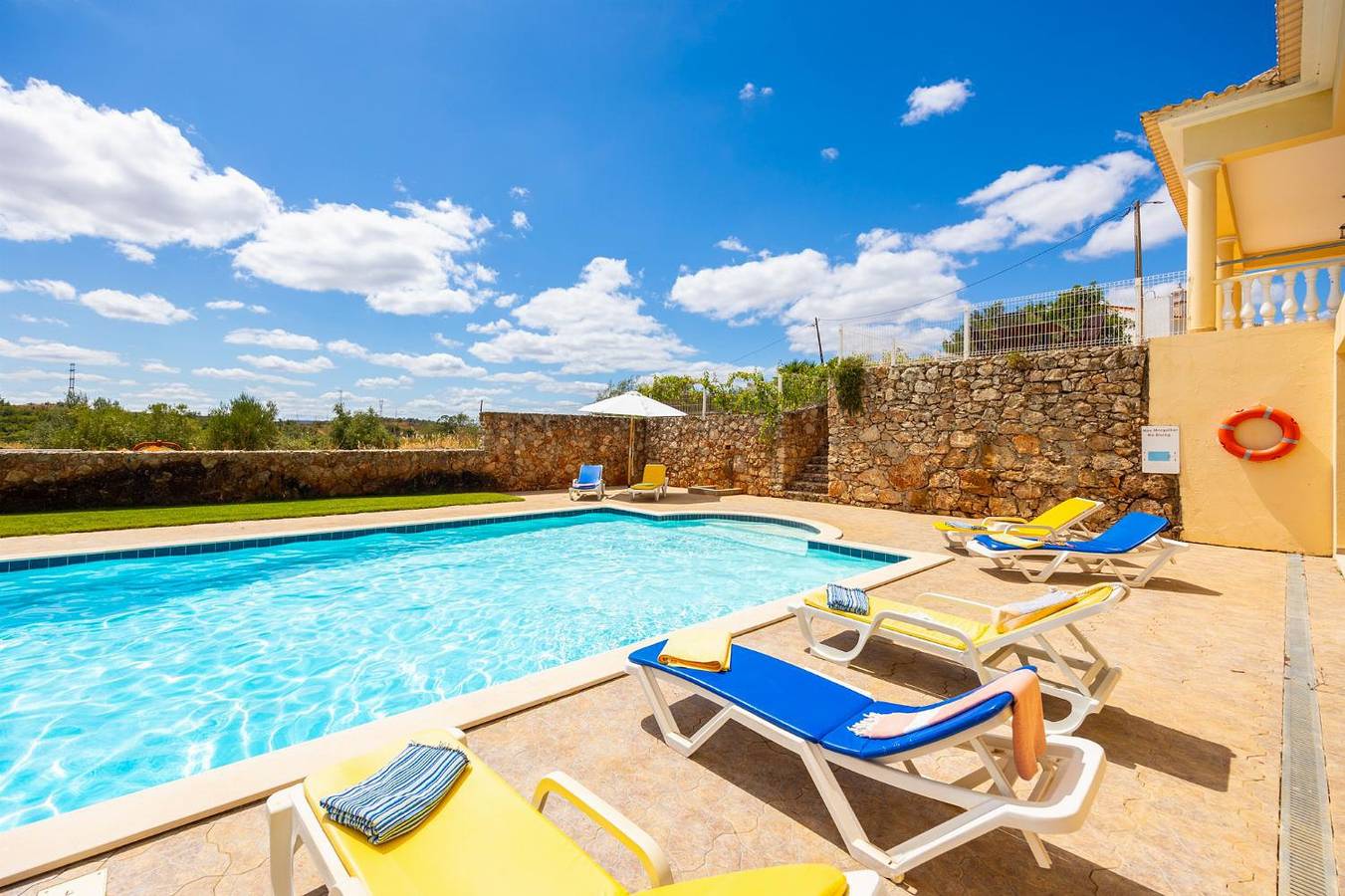 Villa für 8 Personen mit Balkon in São Bartolomeu de Messines, Faro Distrikt