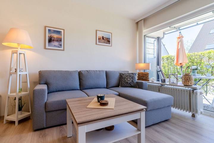 Ganze Wohnung, Ferienwohnung in Büsum mit sonniger Südterrasse – ruhig & modern für 3 Personen in Büsum, Kreis Dithmarschen