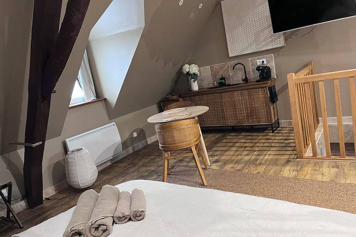 La 104 Zen private cocooning room with whirlpool bath. in Saint-Omer, Región de Saint-Omer