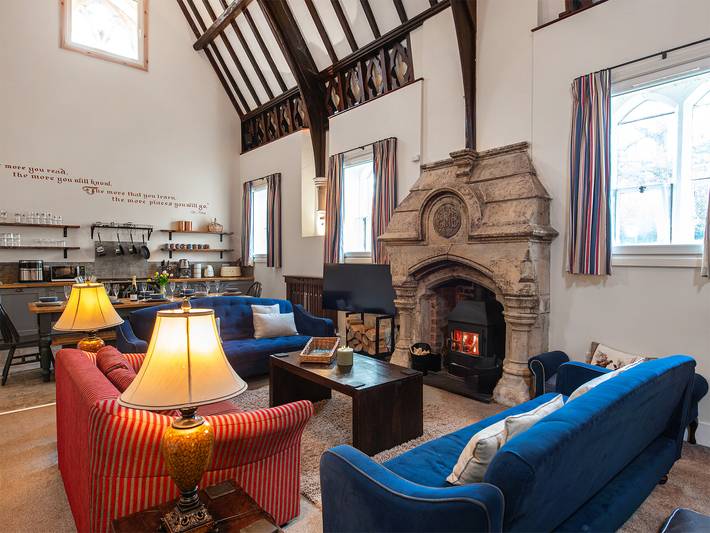 Cottage for 10 people, with garden, with pets in Shropshire Hills