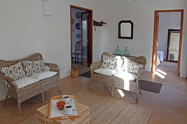 Finca für 4 Personen, mit Garten und Terrasse in Cala Figuera