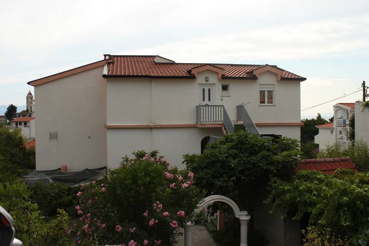 Ganze Wohnung, 1-Zimmer-Ferienwohnung mit Terrasse und Meerblick Gradac, Makarska A-6820-d in Gradac, Makarska Riviera