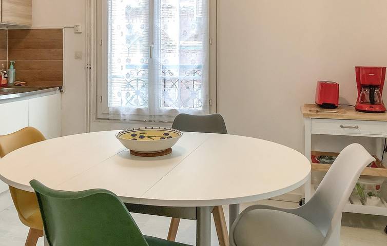 Apartamento vacacional entero, Apartamento con vistas al mar, WiFi y aparcamiento, a 1,5 km de la playa in Mers-les-Bains, Región de Abbeville