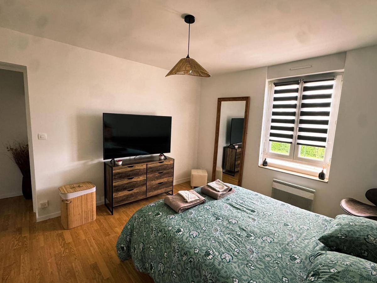 Appartement entier, One-Bedroom Apartment in Verton, Région de Montreuil