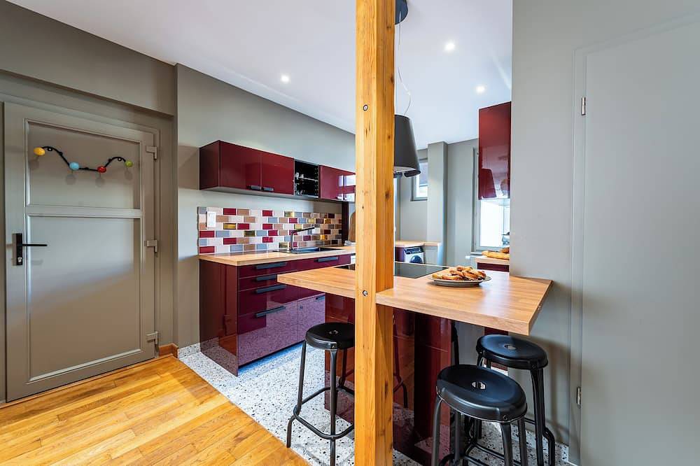 Appartement entier, Strasbourg - Cocon typique 5 personnes 2 chambres in Schiltigheim, Région de Strasbourg