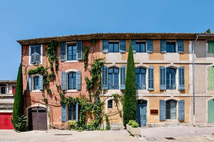 Maison d’hôte pour 2 personnes, avec vue et terrasse ainsi que piscine et jardin