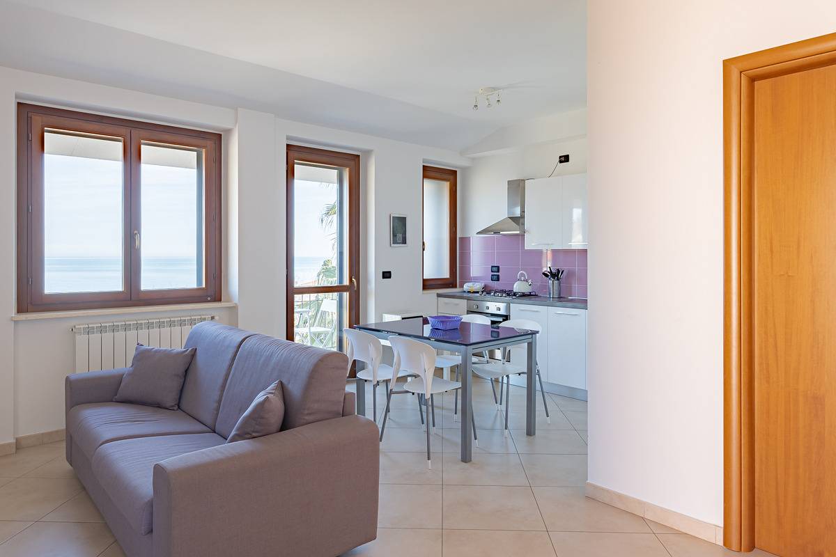 Appartamento intero, Cintioni a mare 2E - Yourplace Abruzzo in Spiaggia di Calata Cintioni, San Vito Chietino