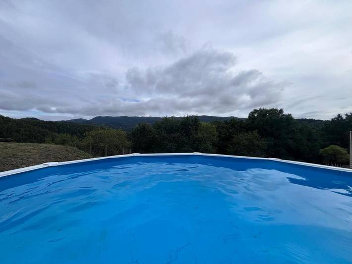 Location de vacances pour 8 personnes, avec piscine ainsi que jardin et vue à Ea - 3