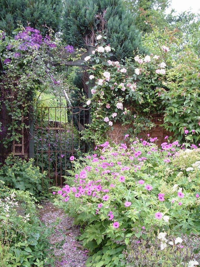 Large Double Room (2nd floor) in Bowness-on-Windermere, Lake District