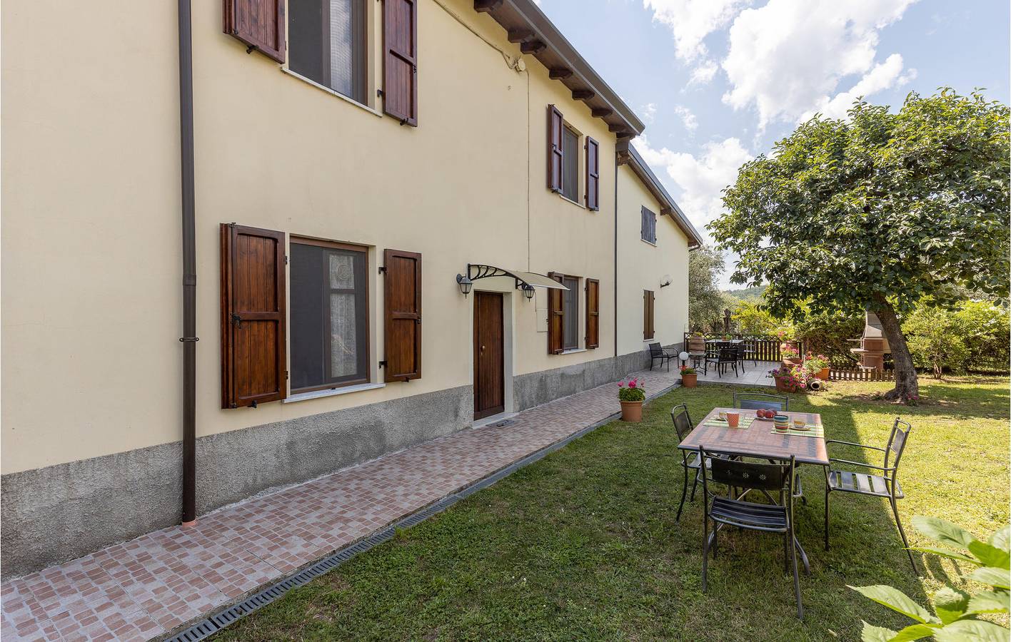 Appartement de vacances entier, Santo Stefano Retreat - 70m² avec Parking & Internet in Santo Stefano di Magra, Parc naturel régional de Montemarcello-Magra-Vara