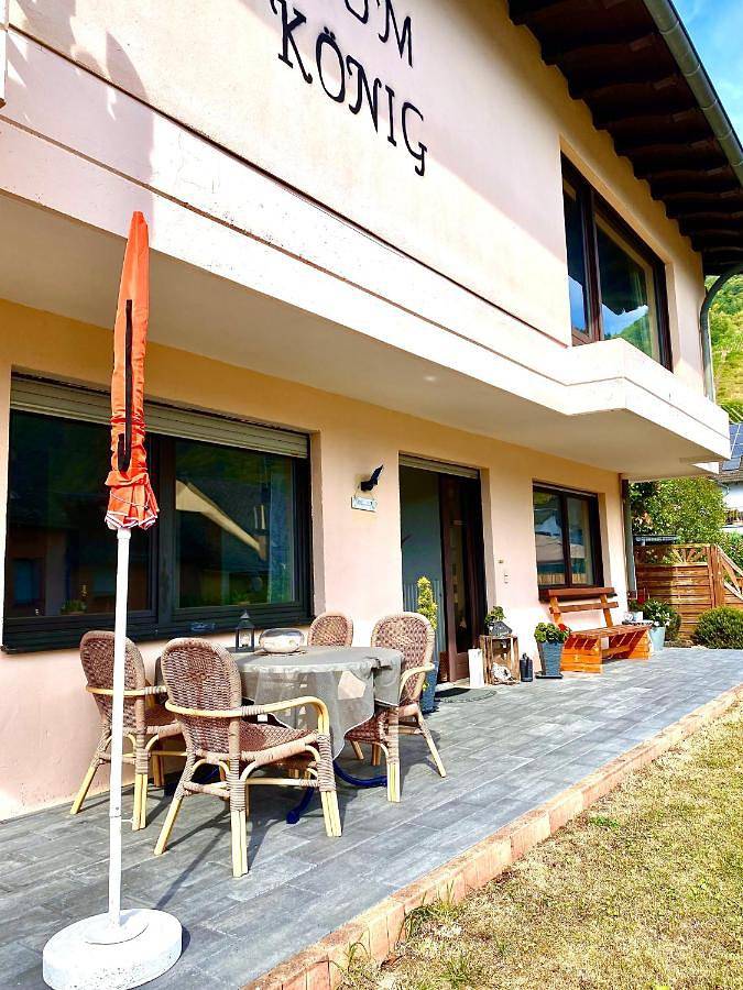 Ferienwohnung für 2 Personen, mit Terrasse und Ausblick in Bremm - 2