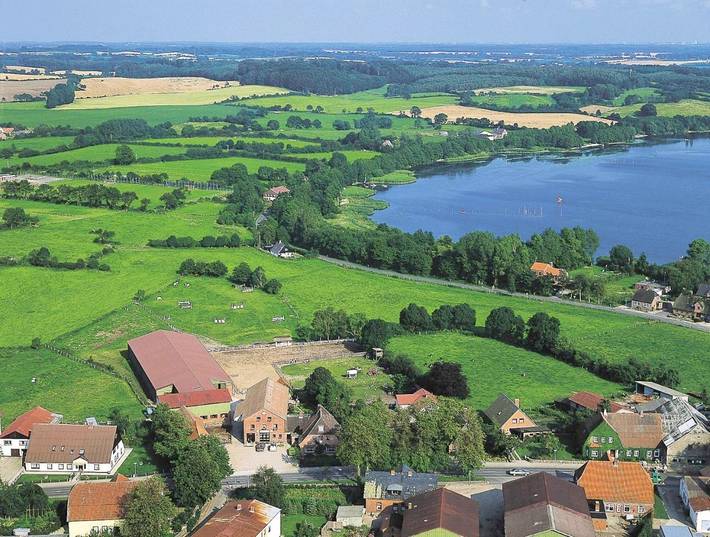 Ferienwohnung für 3 Personen, mit Balkon und Terrasse sowie Garten und Ausblick in Groß Wittensee - 3