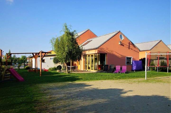 Ferienpark für 12 Personen, mit Ausblick und Garten in Tschechien