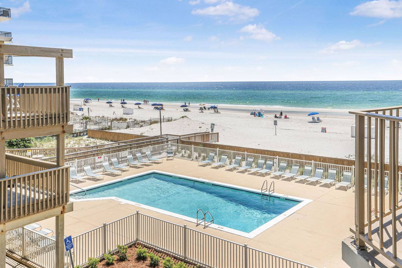Entire apartment, Gulf Village 214- Close to the Hangout beachfront in Gulf Shores, Mobile Bay