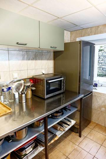 Gîte pour 14 Personnes dans Chilly-le-Vignoble, Jura, Photo 4