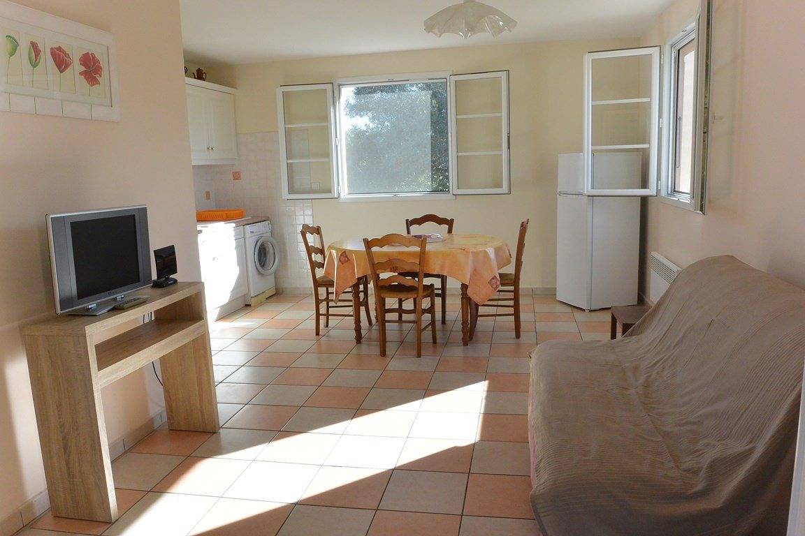 Ganze Ferienwohnung, Rumana 1 - 6 P- Aleria in Aléria, Corte und Umgebung