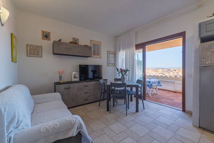 Entire apartment, Apartment 'L'incanto' with Sea View, Wi-Fi and Air Conditioning in Palau (town), Palau (Sardinia)