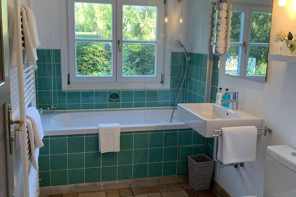 Traumhaftes Ferienhaus direkt am Tegernsee in Rottach-Egern, Bayerische Alpen