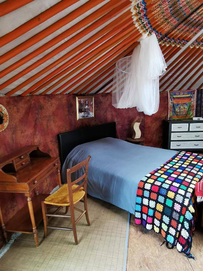 Yourte Namaste Homestay in Saint-Pargoire, Côte méditerranéenne (France)