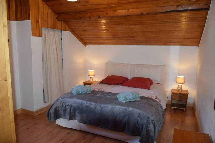 Chalet Mont Milo • Sleeps 10 • 5 Br • Sauna • Billiards • Serre Chevalier Vallée in Briançon, Serre Chevalier