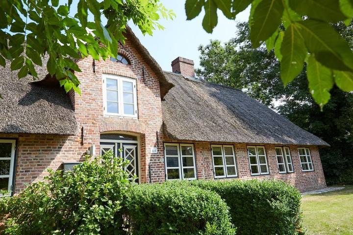 Ferienwohnung für 10 Personen, mit Terrasse und Garten sowie Sauna und Ausblick in Humptrup