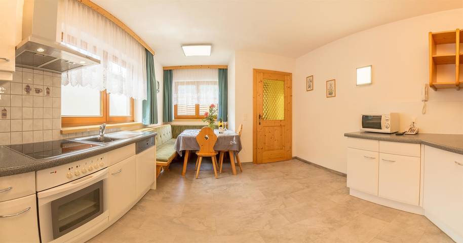 Ferienwohnung für 4 Personen, mit Balkon und Terrasse sowie Garten und Pool im Stubaital - 4
