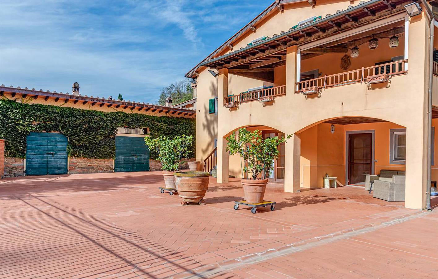Acogedor apartamento junto a la piscina cerca del centro de Leccio in Reggello, Valdarno