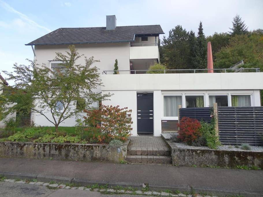 Appartement entier, Three-Bedroom Apartment in Heidenheim, Région de Stuttgart