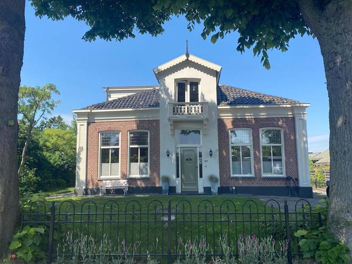 Ferienhaus für 6 Personen, mit Balkon und Whirlpool sowie Terrasse und Garten in Castricum Gemeinde