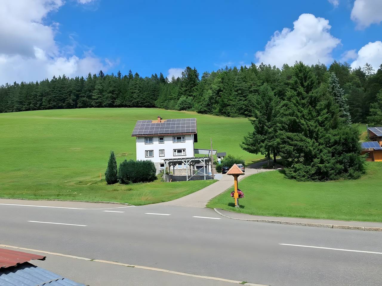 Ganze Wohnung, Apartment 'Kienzler's Zeitwerk' mit privater Terrasse und Wlan E- Ladestation in Schonach, Südschwarzwald