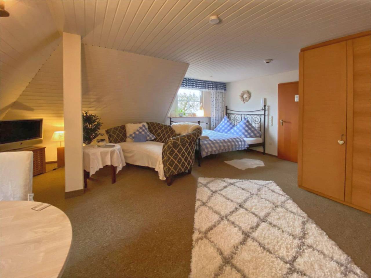 Ganze Wohnung, Ferienwohnung in Oberfranken mit Garten in Weißenbrunn, Oberfranken