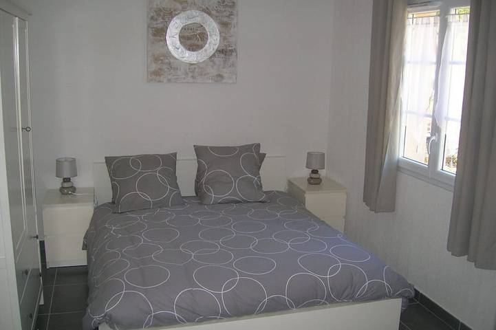 Location de vacances pour 8 personnes, avec Terrasse et Jardin à La Môle - 3