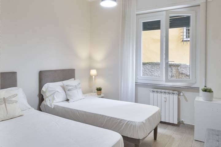 Ferienwohnung für 8 Personen, mit Balkon in Genua - 4