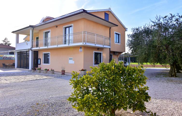 Ferienwohnung für 4 Personen, mit Balkon/Terrasse in Savudrija - 3