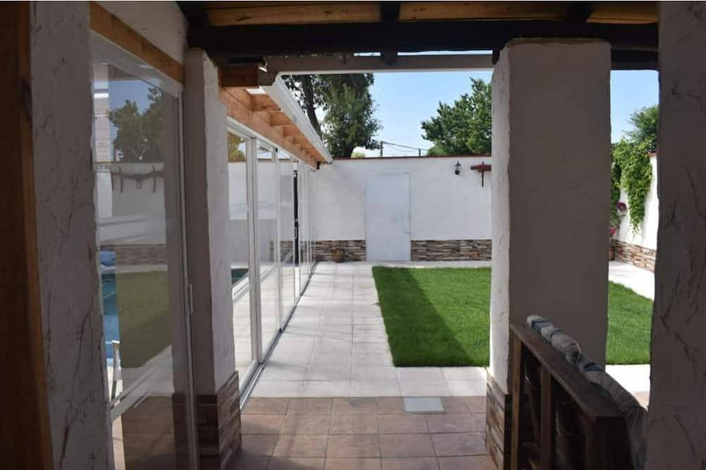 Casa rural  con piscina para bañarte todo lo el año. in Provincia de Valladolid