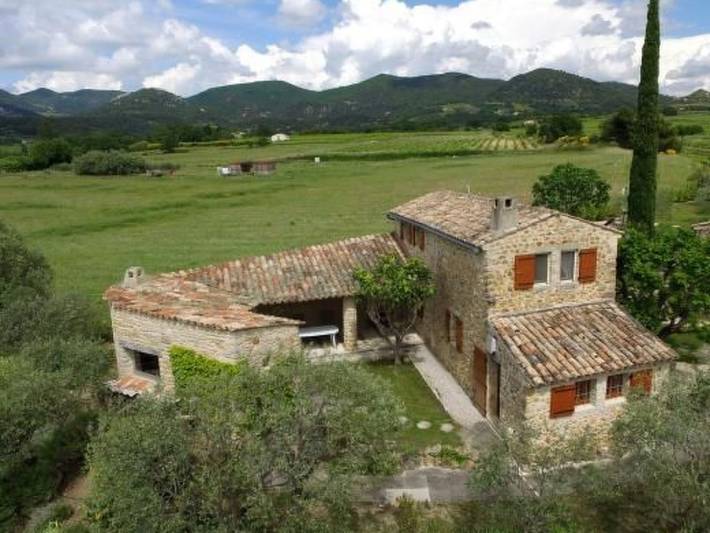 Maison de vacances pour 2 personnes, avec Terrasse ainsi que Jardin et Piscine