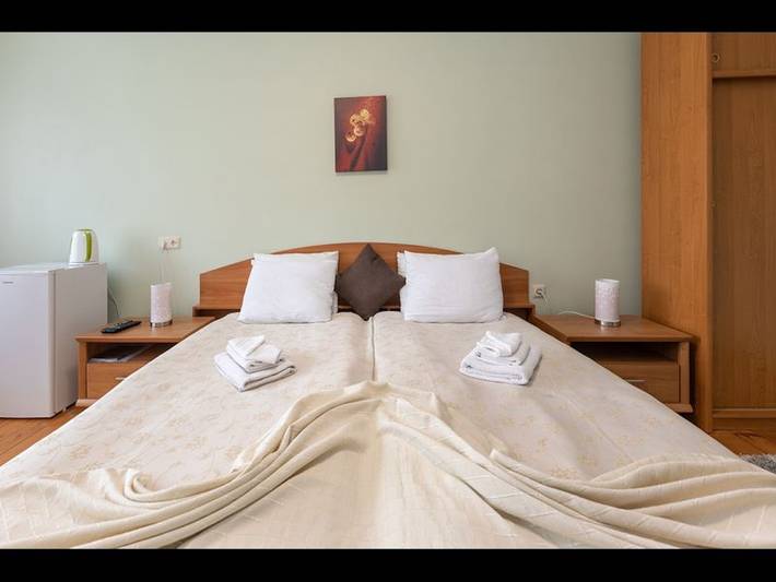 Room for 3 people, with terrace and garden, with pets in Latvia