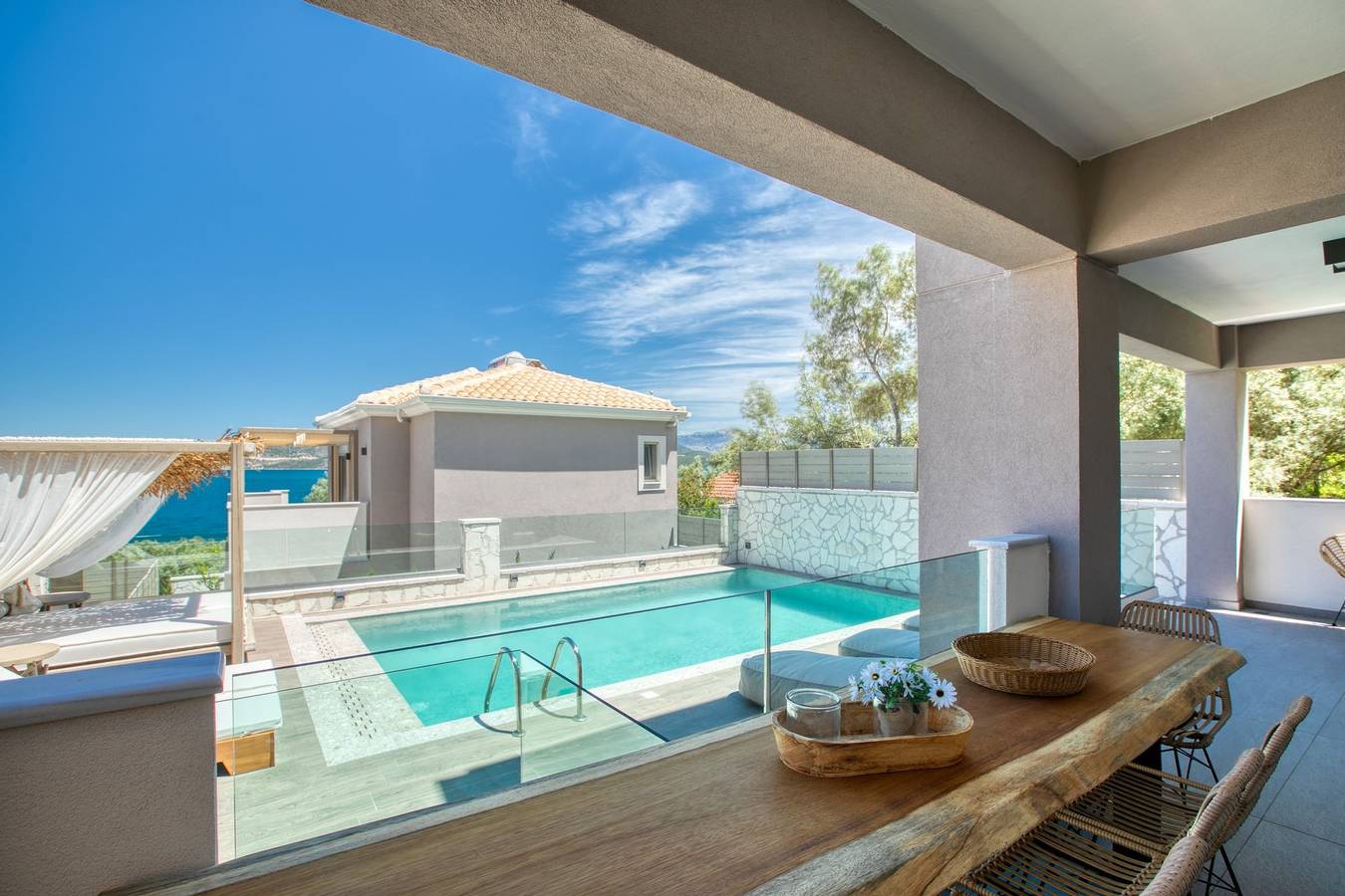 Astoundingly Luxurious Lefkada Villa | Elegance Villa | 3 Bedrooms | Private Pool & Mesmerizing Views in Λυγιά, Ελλάδα