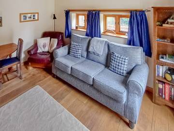 Holiday Rental for 3 People in Welland, Worcestershire, Photo 1