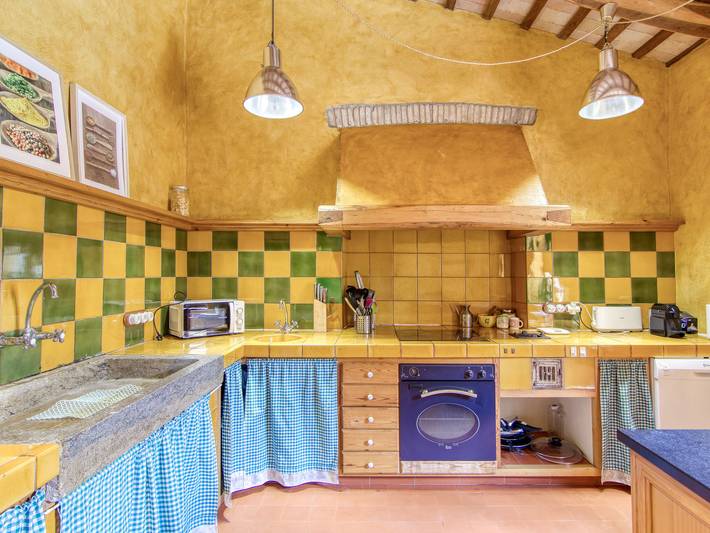 Casa rural para 16 personas en San Jordi Desvalls - 3