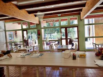 Hôtel pour 2 personnes, avec jardin ainsi que terrasse et vue, animaux acceptés dans Camprieu