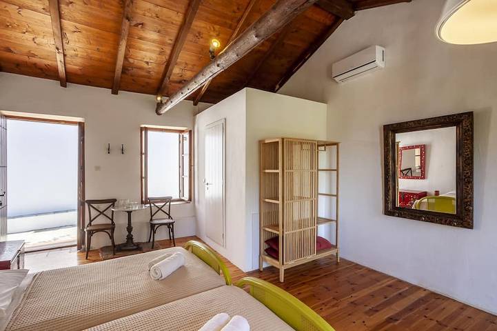 The property has two bedrooms one swimming pool, parking space and sea view. in Sporaden