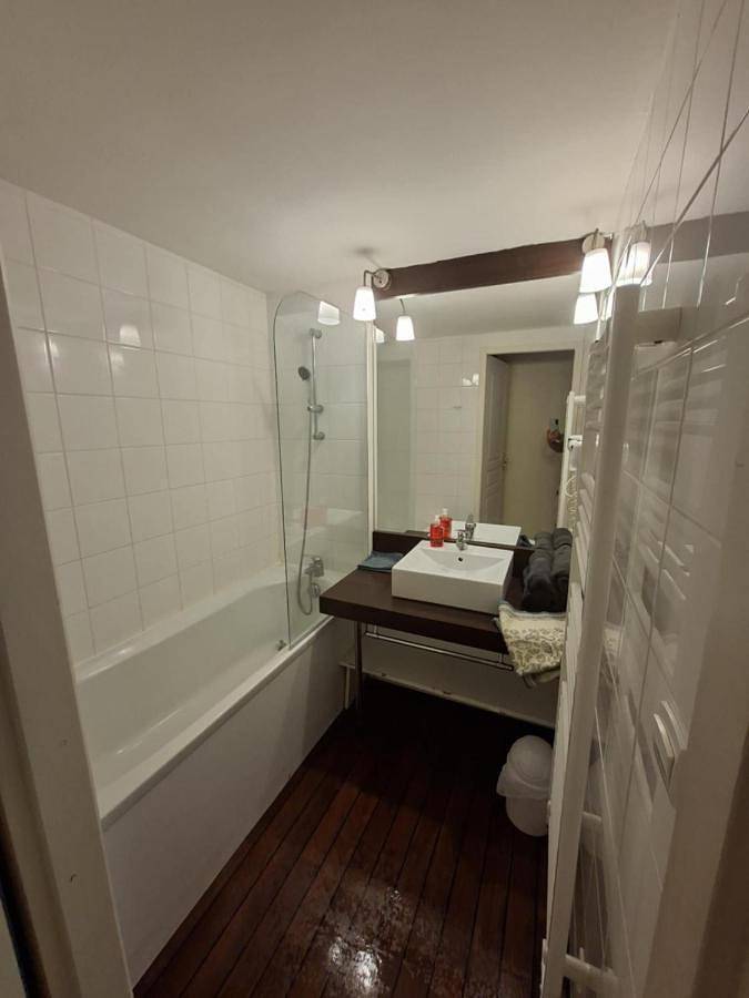 Gîte pour 4 personnes, avec jardin et piscine à Chaveignes - 3