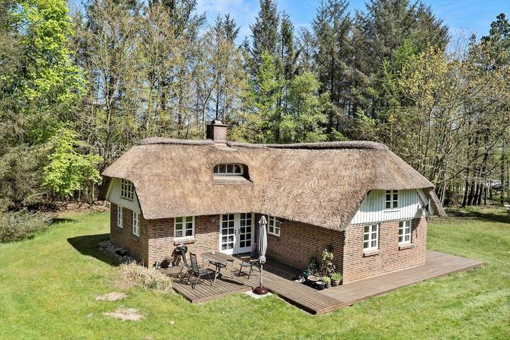 Ferienhaus für 6 Personen, mit Terrasse und Garten in Husby (Dänemark)