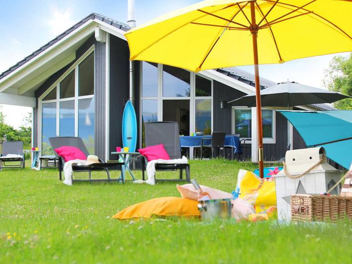 Ferienhaus für 10 Personen, mit Terrasse und Garten sowie Ausblick und Sauna in Steinbergkirche