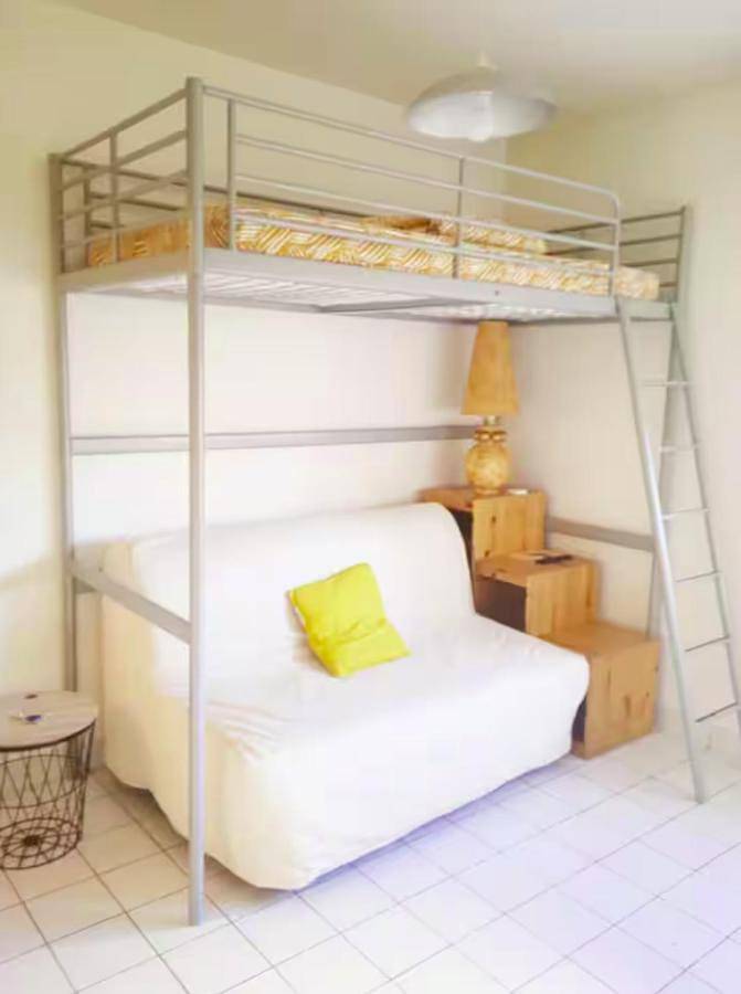 Appartement entier, Studio Calme et frais 3pers 2 couchages au Coeur de Villefranche proche Lyon in Villefranche-sur-Saône, Beaujolais