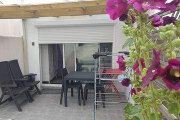 Gîte pour 2 personnes, avec terrasse à Esnandes