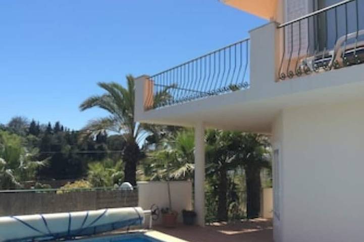 Villa for 8 people, with garden in Ferragudo