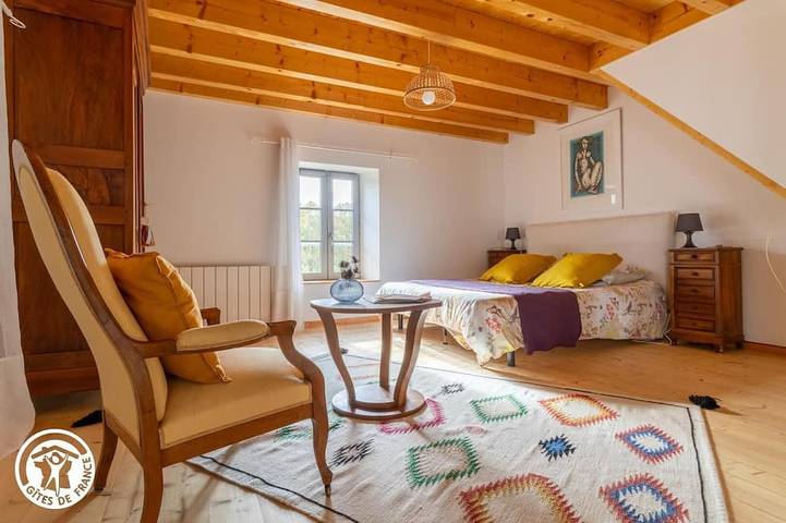 Location de vacances pour 4 personnes, avec jardin, animaux acceptés à Saint-Saturnin (Puy-de-Dôme) - 3